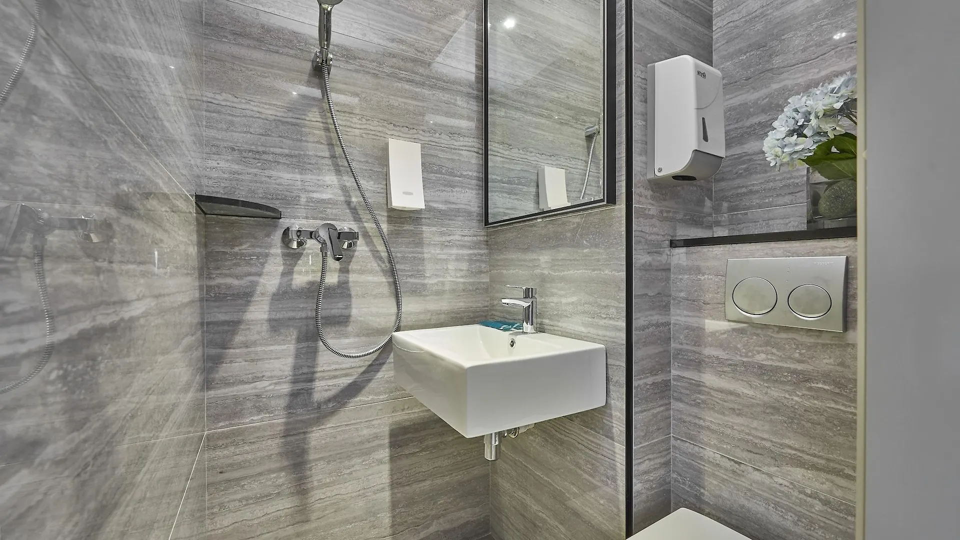 Hotel 81 Orchid Singapore